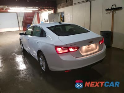 Drugie zdjęcie samochodu z przodu: 2022 CHEVROLET MALIBU LS VIN:1G1ZB5ST2NF215592 - miniatura