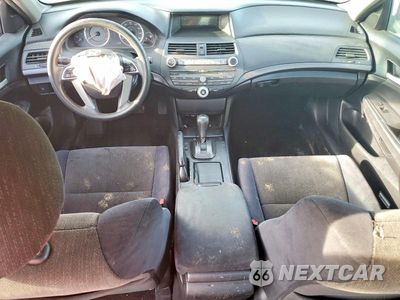 Zdjęcie 8 z 12 samochodu: 2010 HONDA ACCORD LX VIN:1HGCP2F30AA158180 - miniatura