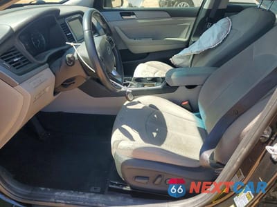 Zdjęcie 7 z 12 samochodu: 2018 HYUNDAI SONATA SEL VIN:5NPE34AF6JH602865 - miniatura