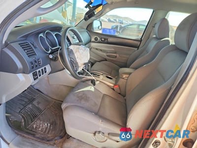 Zdjęcie 7 z 12 samochodu: 2010 TOYOTA TACOMA PRERUNNER V6 VIN:3TMJU4GN5AM106458 - miniatura