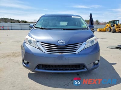 Piąte zdjęcie samochodu w środku: 2016 TOYOTA SIENNA XLE PREMIUM 7-PASSENGER VIN:5TDDK3DC7GS137039 - miniatura