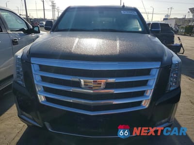 Piąte zdjęcie samochodu w środku: 2017 CADILLAC ESCALADE ESV VIN:1GYS3GKJ8HR203203 - miniatura