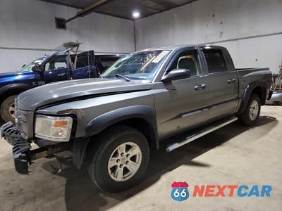 2011 DODGE DAKOTA SLT 1D7RW3GK9BS686972 - główne zdjęcie licytacji z USA - miniatura