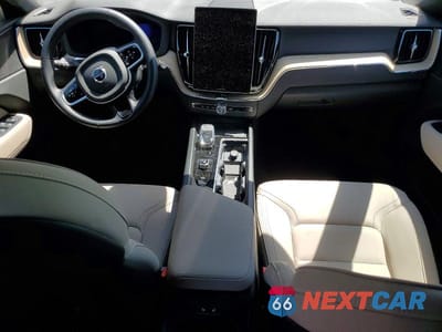 Zdjęcie 8 z 12 samochodu: 2026 VOLVO XC60 CORE VIN:YV4M12RJ3T1362809 - miniatura