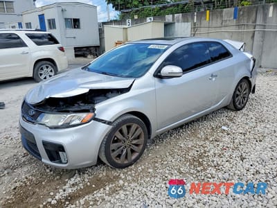 2011 KIA FORTE SX KNAFW6A35B5408579 - główne zdjęcie licytacji z USA - miniatura
