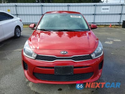 Piąte zdjęcie samochodu w środku: 2019 KIA RIO S VIN:3KPA24AB5KE216393 - miniatura