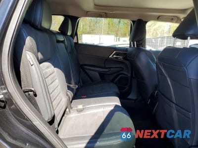 Zdjęcie 10 z 12 samochodu: 2022 MITSUBISHI OUTLANDER SE VIN:JA4J4UA83NZ011334 - miniatura