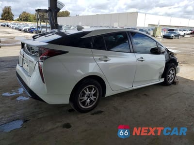 Trzecie zdjęcie samochodu z tyłu: 2017 TOYOTA PRIUS FOUR VIN:JTDKARFU2H3035914 - miniatura