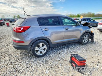 Trzecie zdjęcie samochodu z tyłu: 2012 KIA SPORTAGE LX VIN:KNDPBCA29C7320973 - miniatura