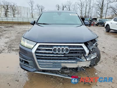 Piąte zdjęcie samochodu w środku: 2018 AUDI Q7 PRESTIGE VIN:WA1VAAF75JD013778 - miniatura