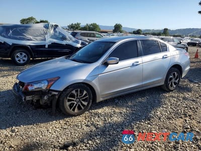 2009 HONDA ACCORD LX 1HGCP26389A177555 - główne zdjęcie licytacji z USA - miniatura