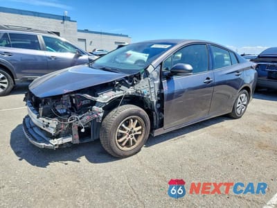 2018 TOYOTA PRIUS TWO JTDKBRFUXJ3585851 - główne zdjęcie licytacji z USA - miniatura
