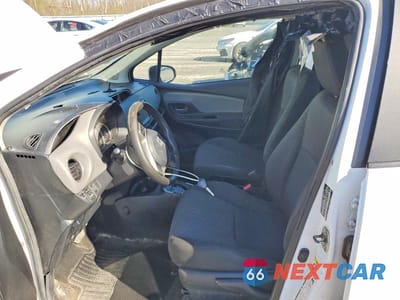 Zdjęcie 7 z 13 samochodu: 2017 TOYOTA YARIS 5-DOOR LE VIN:VNKKTUD39HA076339 - miniatura