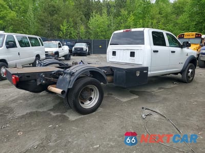Trzecie zdjęcie samochodu z tyłu: 2021 RAM 5500 VIN:3C7WRNFL9MG592050 - miniatura
