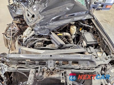 Zdjęcie 11 z 12 samochodu: 2017 GMC SIERRA K2500 DENALI VIN:1GT12UEYXHF137900 - miniatura