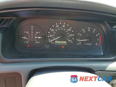 Zdjęcie 9 z 12 samochodu: 1999 TOYOTA CAMRY LE VIN:4T1BG22K4XU898499 - miniatura