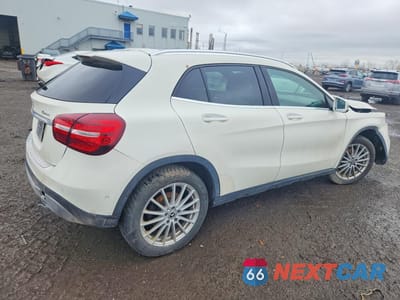 Trzecie zdjęcie samochodu z tyłu: 2018 MERCEDES-BENZ GLA 250 4MATIC VIN:WDCTG4GB5JJ460655 - miniatura