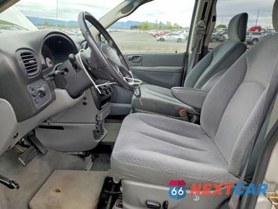 Zdjęcie 7 z 13 samochodu: 2006 DODGE GRAND CARAVAN SXT VIN:2D4GP44L86R669396 - miniatura