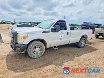2015 FORD F250 SUPER DUTY 1FTBF2A67FEC40907 - główne zdjęcie licytacji z USA - miniatura