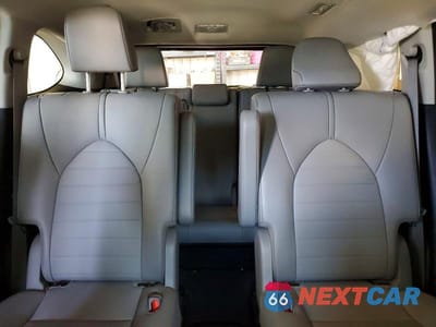 Zdjęcie 10 z 14 samochodu: 2020 TOYOTA HIGHLANDER XLE VIN:5TDGZRBH7LS509788 - miniatura