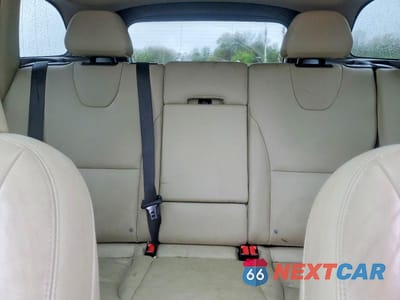 Zdjęcie 10 z 13 samochodu: 2017 VOLVO XC60 T6 INSCRIPTION VIN:YV449MRU5H2009083 - miniatura