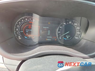Zdjęcie 9 z 13 samochodu: 2017 LINCOLN MKC PREMIERE VIN:5LMCJ1D93HUL68372 - miniatura