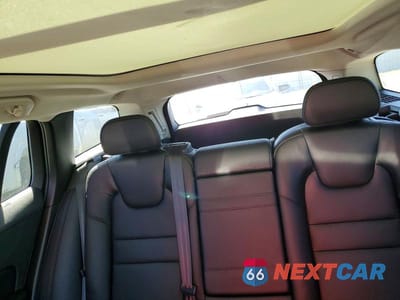 Zdjęcie 10 z 14 samochodu: 2021 VOLVO V60 CROSS COUNTRY T5 MOMENTUM VIN:YV4102WK3M1070923 - miniatura