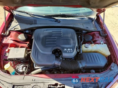 Zdjęcie 11 z 12 samochodu: 2019 CHRYSLER 300 LIMITED VIN:2C3CCAKG8KH542972 - miniatura