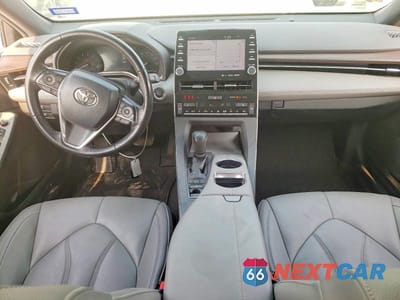 Zdjęcie 8 z 12 samochodu: 2020 TOYOTA AVALON XLE VIN:4T1AZ1FB4LU046528 - miniatura
