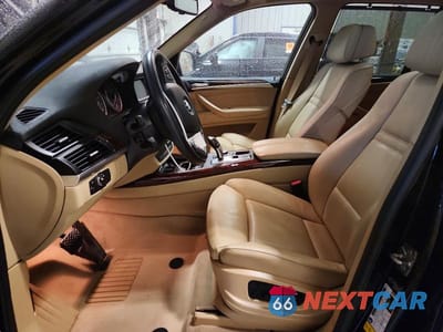Zdjęcie 7 z 12 samochodu: 2012 BMW X5 XDRIVE35I VIN:5UXZV4C56CL992279 - miniatura