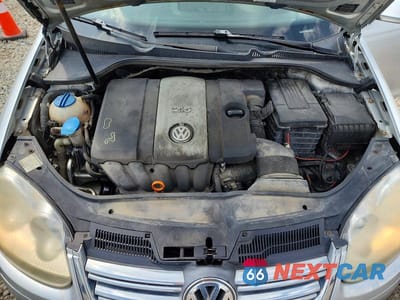 Zdjęcie 11 z 12 samochodu: 2008 VOLKSWAGEN JETTA SE VIN:3VWRZ71K18M059327 - miniatura