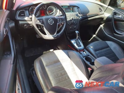 Zdjęcie 8 z 12 samochodu: 2018 BUICK CASCADA SPORT TOURING VIN:W04WJ3N53JG064890 - miniatura