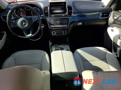 Zdjęcie 8 z 12 samochodu: 2017 MERCEDES-BENZ GLS 450 4MATIC VIN:4JGDF6EE6HA919641 - miniatura