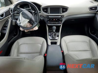 Zdjęcie 8 z 12 samochodu: 2017 HYUNDAI IONIQ LIMITED VIN:KMHC85LC7HU049026 - miniatura