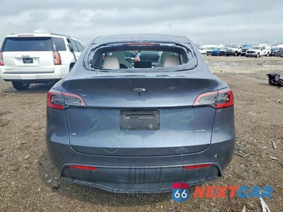 Zdjęcie 6 z 13 samochodu: 2023 TESLA MODEL Y VIN:7SAYGDEE7PA195326 - miniatura