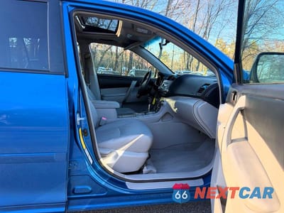 Piąte zdjęcie samochodu w środku: 2008 TOYOTA HIGHLANDER SPORT VIN:JTEES43A982003292 - miniatura
