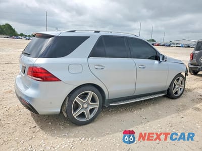 Trzecie zdjęcie samochodu z tyłu: 2016 MERCEDES-BENZ GLE 400 4MATIC VIN:4JGDA5GB8GA689272 - miniatura