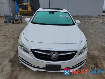 Piąte zdjęcie samochodu w środku: 2017 BUICK LACROSSE PREMIUM VIN:1G4ZR5SSXHU154921 - miniatura