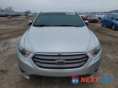 Piąte zdjęcie samochodu w środku: 2016 FORD TAURUS SEL VIN:1FAHP2H87GG111706 - miniatura