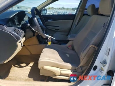Zdjęcie 7 z 13 samochodu: 2012 HONDA ACCORD LX VIN:1HGCP2F33CA204958 - miniatura