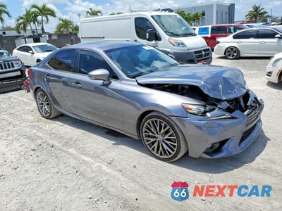 Czwarte zdjęcie samochodu z boku: 2016 LEXUS IS 200T VIN:JTHBA1D23G5009410 - miniatura