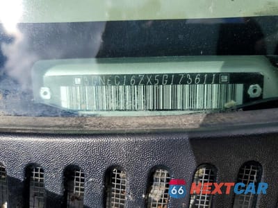 Zdjęcie 13 z 13 samochodu: 2005 CHEVROLET SUBURBAN C1500 VIN:3GNEC16ZX5G173611 - miniatura