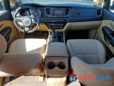 Zdjęcie 8 z 13 samochodu: 2016 KIA SEDONA LX VIN:KNDMB5C16G6121331 - miniatura