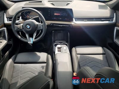 Zdjęcie 8 z 14 samochodu: 2025 BMW X1 XDRIVE28I VIN:WBX73EF03S5037112 - miniatura