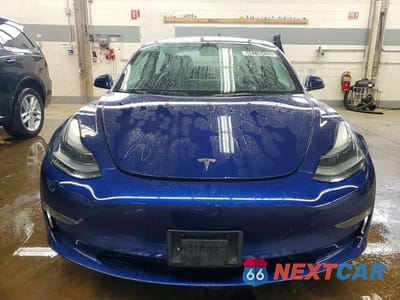 Piąte zdjęcie samochodu w środku: 2022 TESLA MODEL 3 VIN:5YJ3E1EA8NF370370 - miniatura