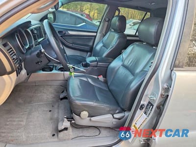 Zdjęcie 7 z 12 samochodu: 2007 TOYOTA 4RUNNER SR5 VIN:JTEBU14R978082586 - miniatura