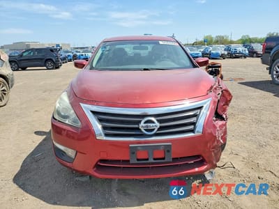 Piąte zdjęcie samochodu w środku: 2014 NISSAN ALTIMA 2.5 S VIN:1N4AL3AP4EC270546 - miniatura