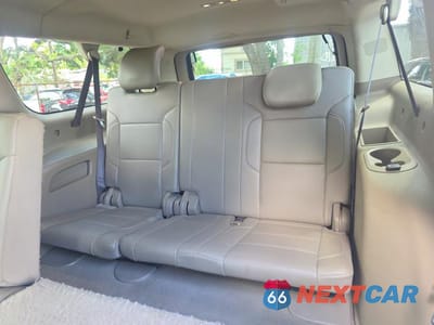 Zdjęcie 13 z 14 samochodu: 2020 GMC YUKON XL C1500 SLT VIN:1GKS1GKC5LR286809 - miniatura