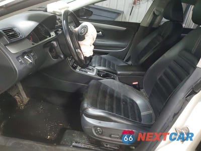Zdjęcie 7 z 12 samochodu: 2011 VOLKSWAGEN CC SPORT VIN:WVWMN7AN3BE716435 - miniatura