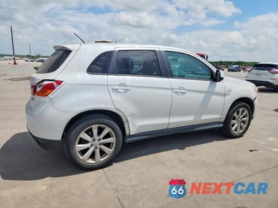 Trzecie zdjęcie samochodu z tyłu: 2015 MITSUBISHI OUTLANDER SPORT ES VIN:4A4AP3AU7FE062468 - miniatura